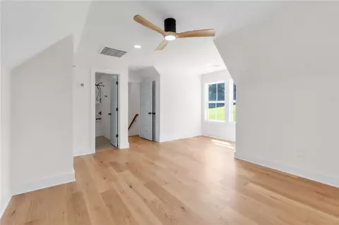Bedroom - 574 Paramount Dr, Seneca, SC 29678 photo 5 of 9