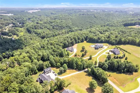View/Area - 574 Paramount Dr, Seneca, SC 29678 photo 2 of 4