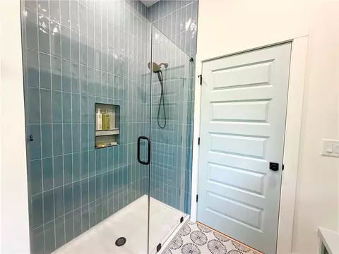 Bath - 574 Paramount Dr, Seneca, SC 29678 photo 6 of 6