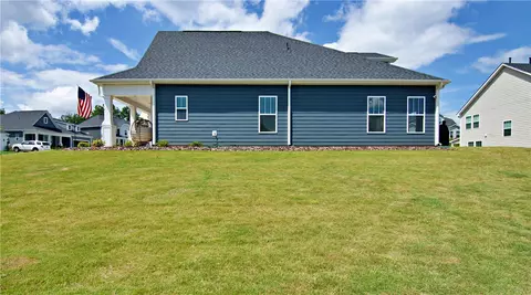 Exterior - 230 Summerall Ln, Seneca, SC 29678 photo 4 of 7