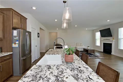 Kitchen - 230 Summerall Ln, Seneca, SC 29678 photo 1 of 5
