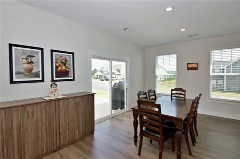 Dining - 230 Summerall Ln, Seneca, SC 29678 photo 2 of 2
