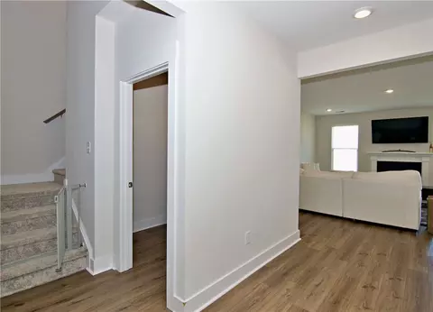 Entry Way - 230 Summerall Ln, Seneca, SC 29678 photo 4 of 5
