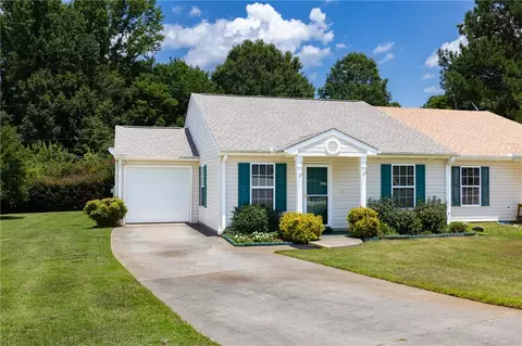 248 Tamarack Dr, Seneca, SC 29678