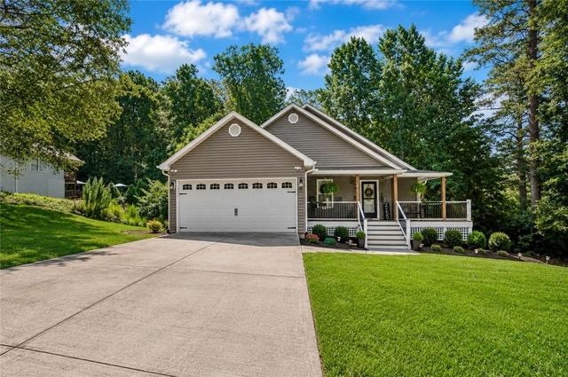 302 Ridgeside Ct, West Union, SC 29696