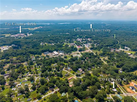 View/Area - 704 Cherry St, Pendleton, SC 29670 photo 3 of 3
