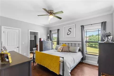 Bedroom - 1907 Queen Dr, Walhalla, SC 29691 photo 1 of 2