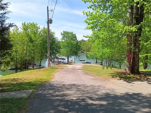 00 2 Hickory Cove Rd # L, Seneca, SC 29672 photo 6