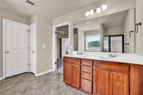 Entry Way - 105 Yount Ct, Easley, SC 29642 photo 2 of 3