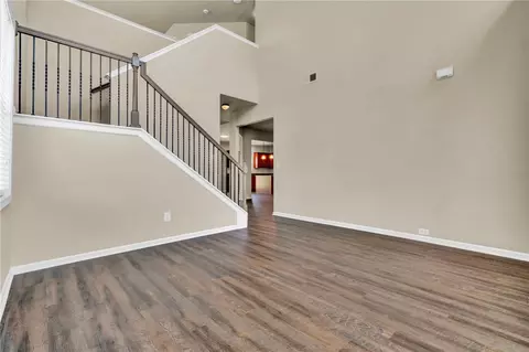 Living - 105 Yount Ct, Easley, SC 29642 photo 2 of 8