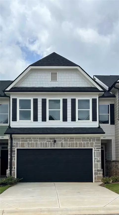 40 Crest Dr #24, Hartwell, GA 30643