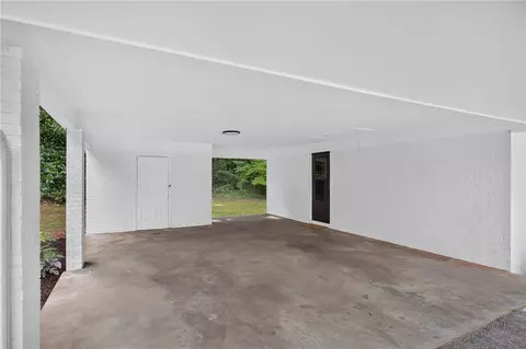 Exterior - 103 Laurel Estates Dr, Walhalla, SC 29691 photo 5 of 10