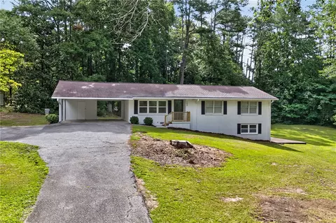 Exterior - 103 Laurel Estates Dr, Walhalla, SC 29691 photo 2 of 10
