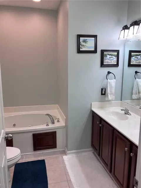 Bath - 158 Heritage Place Rd, Pendleton, SC 29670 photo 3 of 3