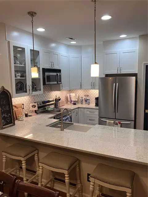 Kitchen - 158 Heritage Place Rd, Pendleton, SC 29670 photo 2 of 4