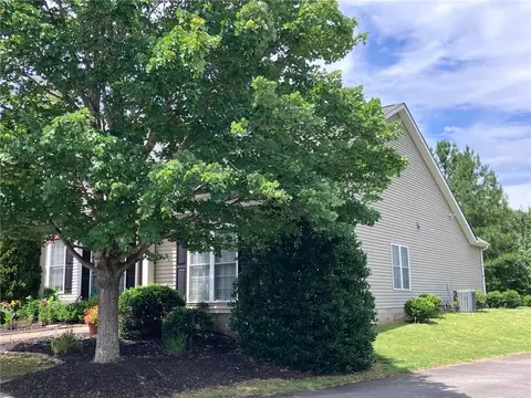 Exterior - 158 Heritage Place Rd, Pendleton, SC 29670 photo 3 of 5