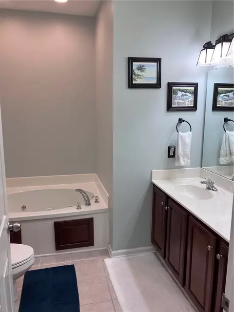 Bath - 158 Heritage Place Rd, Pendleton, SC 29670 photo 3 of 3