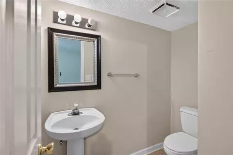 Bath - 315 Westminster Dr, Pendleton, SC 29670 photo 1 of 6