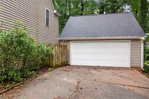 Exterior - 315 Westminster Dr, Pendleton, SC 29670 photo 4 of 11
