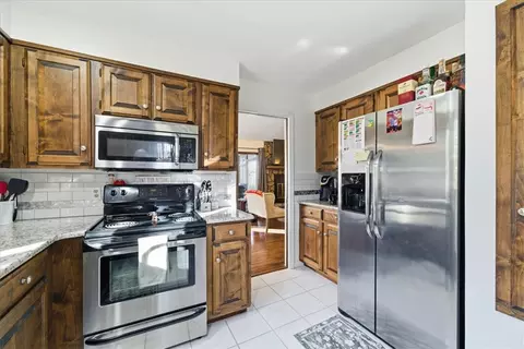 Kitchen - 48 Commodore Dr, Salem, SC 29676 photo 3 of 3