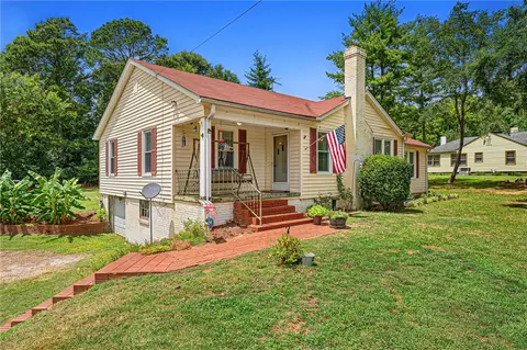 1705 E Calhoun St, Anderson, SC 29621