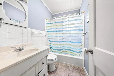 Bath - 1705 E Calhoun St, Anderson, SC 29621 photo 1 of 2