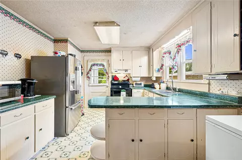 Kitchen - 1705 E Calhoun St, Anderson, SC 29621 photo 1 of 3