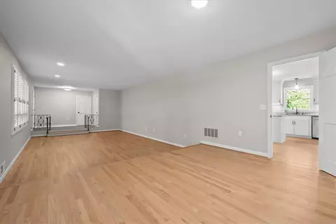 Living - 103 Satula Ln, Clemson, SC 29631 photo 1 of 8