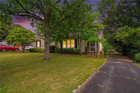 8 Bent Twig Dr, Greenville, SC 29605