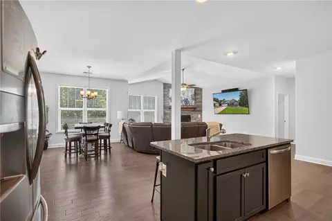 Entry Way - 711 Barnes Rd, Seneca, SC 29672 photo 1 of 2