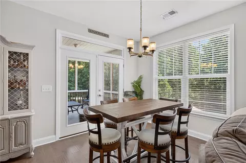 Dining - 711 Barnes Rd, Seneca, SC 29672 photo 1 of 3
