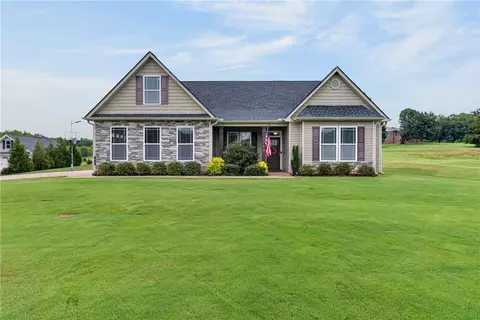 545 Weatherly Rd, Inman, SC 29349