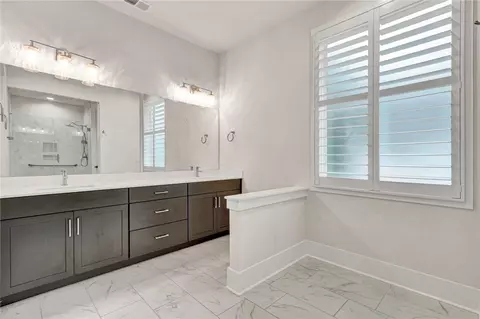 Bath - 101 Pine Hill Way, Clemson, SC 29631 photo 3 of 6