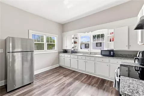 Kitchen - 7 Mccaughrin St, Pelzer, SC 29669 photo 4 of 4