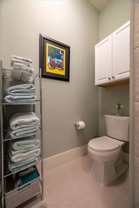 Bath - 400 Thomas Green Blvd, Clemson, SC 29631 photo 4 of 6