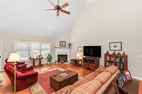 Living - 103 Wanstead Ct, Anderson, SC 29621 photo 2 of 2