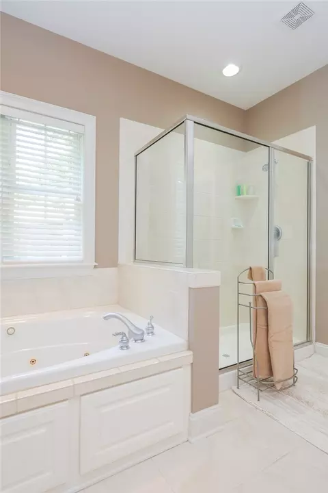 Bath - 103 Wanstead Ct, Anderson, SC 29621 photo 3 of 5