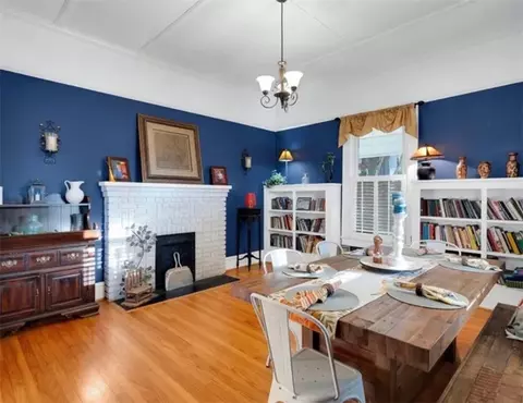 Dining - 7 Lee St, Liberty, SC 29657 photo 1 of 2
