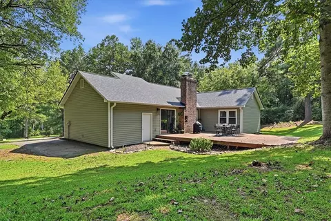Exterior - 283 Issaqueena Dr, Central, SC 29630 photo 9 of 9