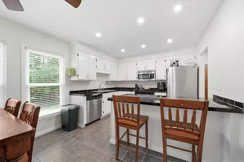 Kitchen - 283 Issaqueena Dr, Central, SC 29630 photo 1 of 4