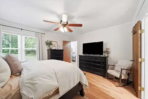 Bedroom - 283 Issaqueena Dr, Central, SC 29630 photo 3 of 3