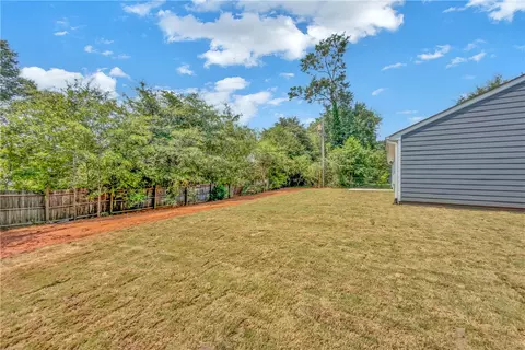 Exterior - 442 S Elm St, Pendleton, SC 29670 photo 4 of 4