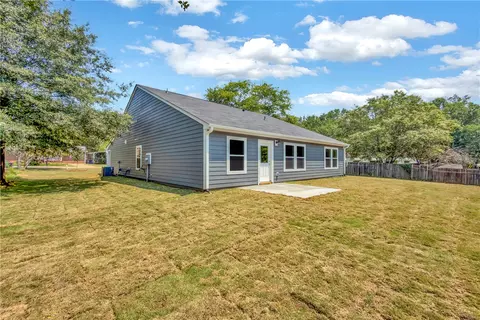 Exterior - 442 S Elm St, Pendleton, SC 29670 photo 2 of 4