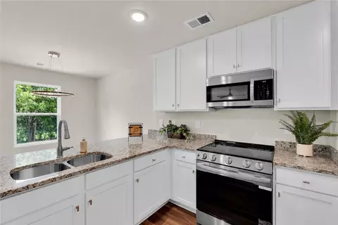 Kitchen - 442 S Elm St, Pendleton, SC 29670 photo 3 of 3