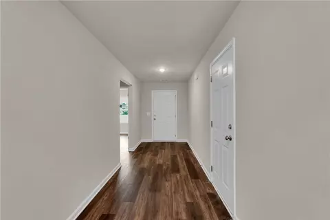 Entry Way - 442 S Elm St, Pendleton, SC 29670 photo 1 of 2
