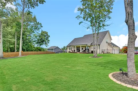 Exterior - 1010 Waterside Dr, Easley, SC 29642 photo 10 of 13