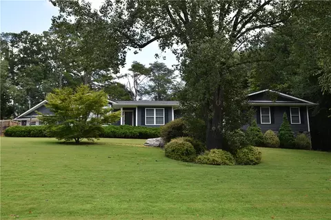 329 Arphenia Dr, West Union, SC 29696