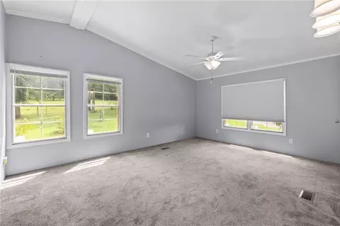 Living - 503 Mulliken Rd, Central, SC 29630 photo 5 of 5