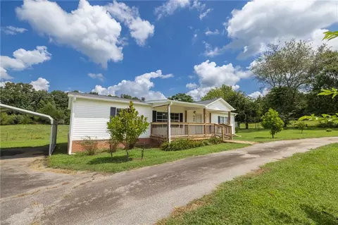 Exterior - 503 Mulliken Rd, Central, SC 29630 photo 2 of 13