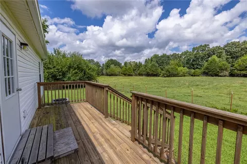 Exterior - 503 Mulliken Rd, Central, SC 29630 photo 10 of 13